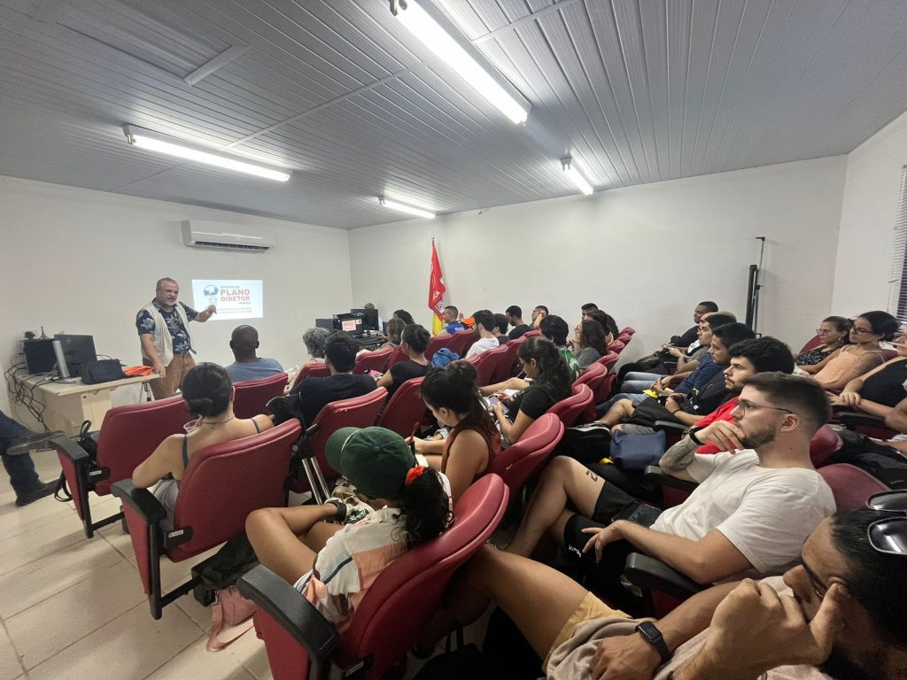 Maricá recebe visita técnica de alunos do curso de Geografia da UERJ